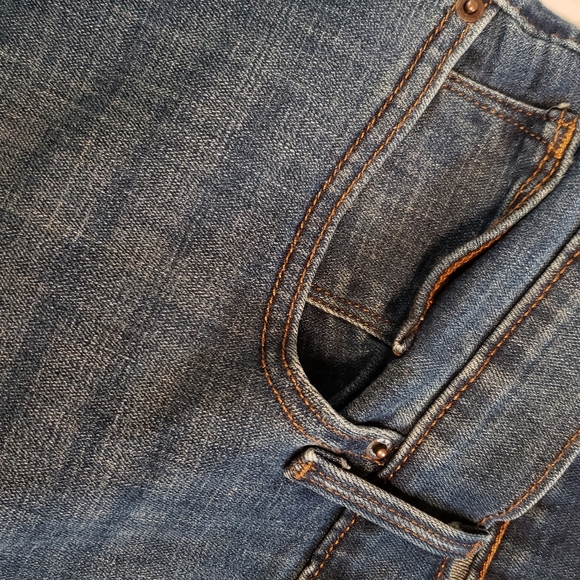 Levi's Strauss & Co. Jeans size 31 slimming boot - Picture 5 of 6